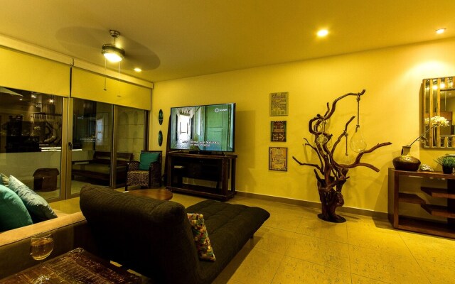 Studio One 102 by iMexico