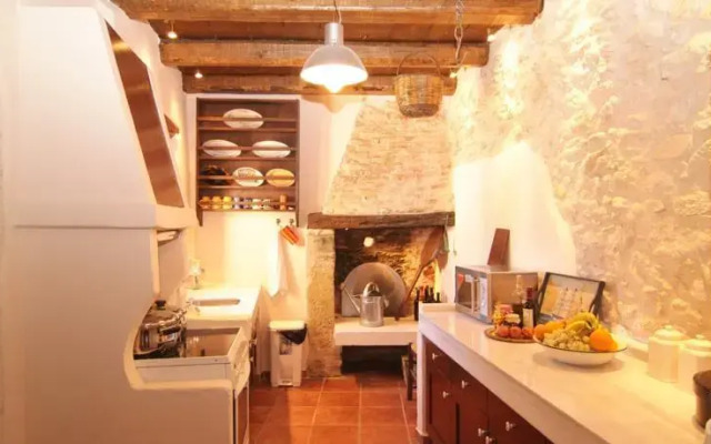 Galatas Traditional House