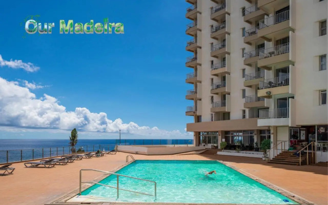 Premium Quiet Apt, Funchal Seafront | Oceanbreeze