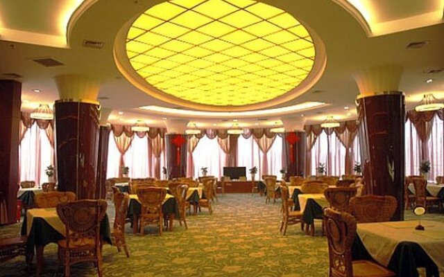 Maple International Hotel