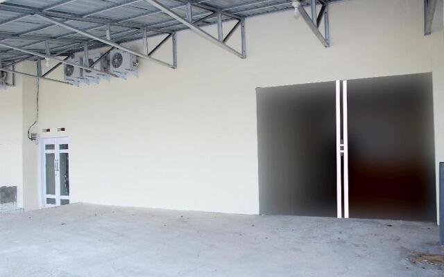 OYO 1335 Anie 71 Residence