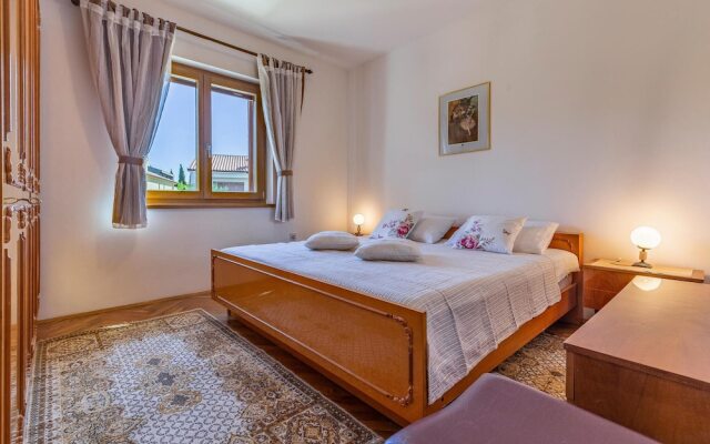 Stunning Home in Medulin With Wifi and 2 Bedrooms