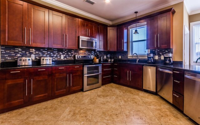 Grande Vista by Luxury Gulf Rentals