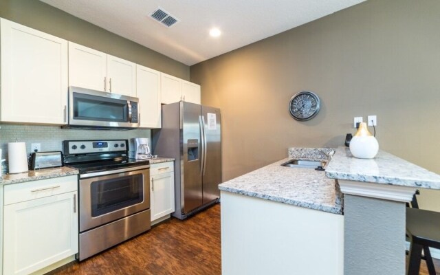 Amazing Townhome! - Lucaya Village - 3211WA