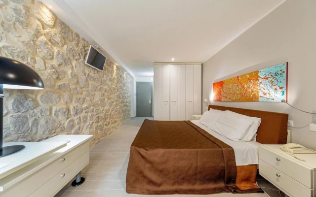 Hibiscus Hotel Residence