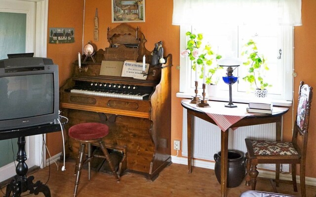 6 Person Holiday Home in Bromölla