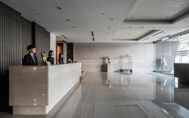 Taipung Suites