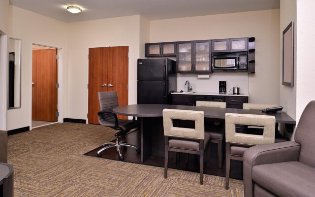Candlewood Suites Terre Haute, an IHG Hotel