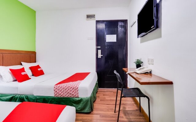 Bjorn Hotel by OYO Rooms