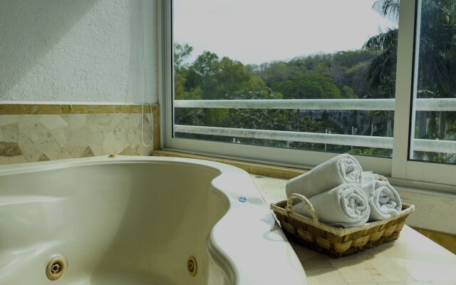 Hotel Puente Nacional & Spa