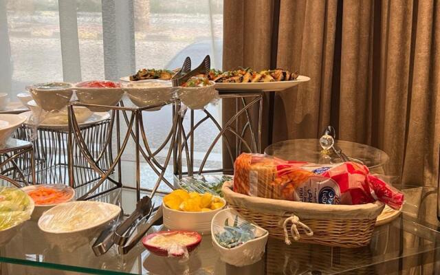 Private Luxury Suites - Al Hamra