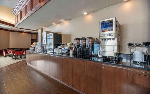 Comfort Suites Green Bay West