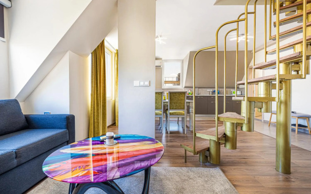 Fancy 1BD penthouse with terrace near the centre