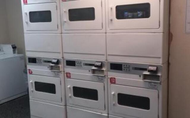 InTown Suites Nashville Southeast