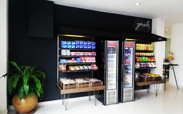 Tune Hotel KLIA Aeropolis