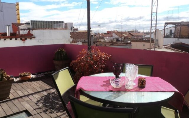 Attic with terrace in Madrid Center Sol