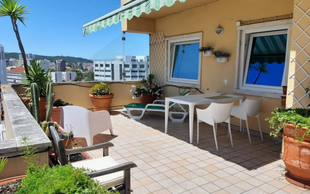 Sunrise Terrace Apartment