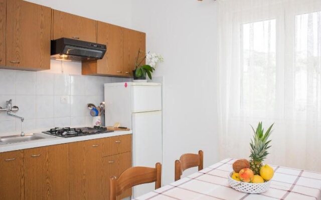 Apartments Barbara Tisno