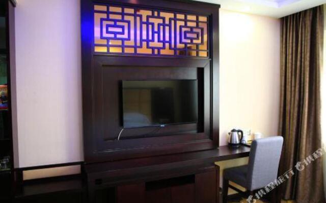 Super 8 Hotel (Hengyang Nanyue Archway)