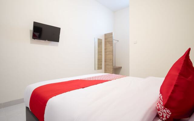 Kamani Homestay Syariah by OYO Rooms