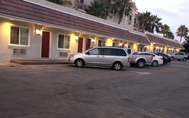 Coast Inn