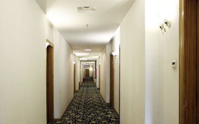 Silver Spring Hotel