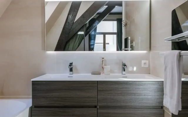Authentic Apartment in the City Center of Antwerp