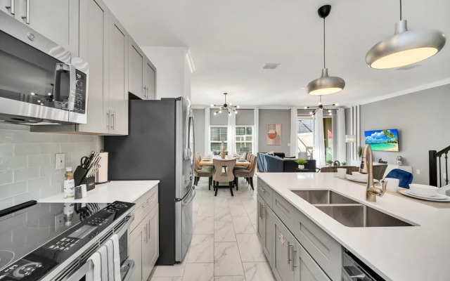 4200 Paragraph Drive