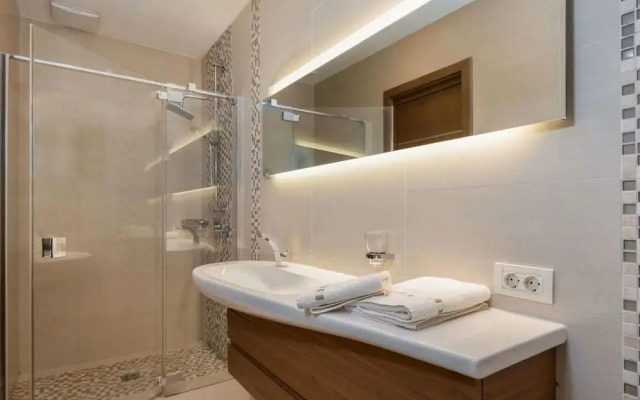 Nice Apartment in Gradac