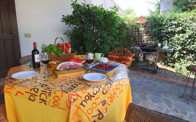 Farmhouse with Spacious Garden in the Maremma Region, Near the Sea