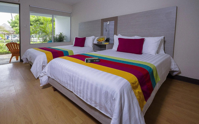 Puerto Azul Hotel