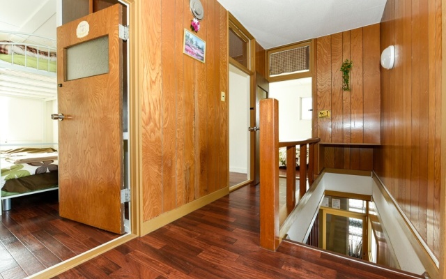 Sapporo-ENJU Hiragishi House – Guest Rooms – Sapporo