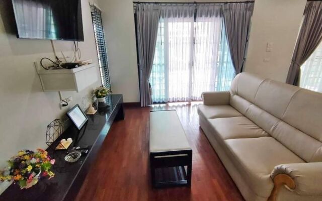 Lan House Pool Villa