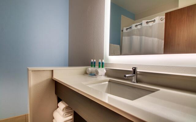 Holiday Inn Express & Suites Summerville by IHG