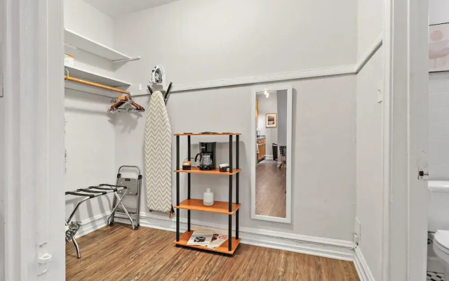Cozy Charm Studio Apt - Kenwood 205