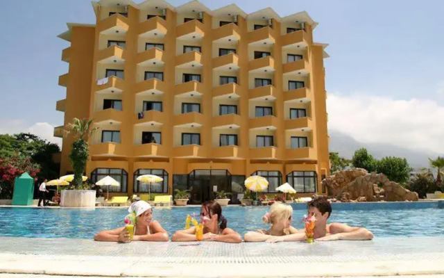 Sunshine Hotel