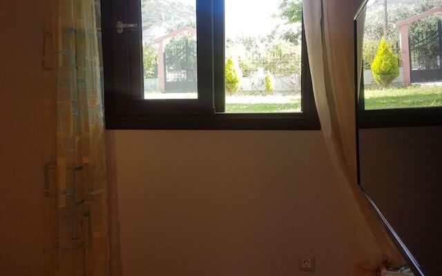 Elia Guesthouse