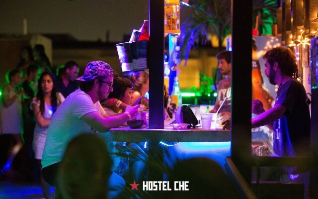 Che Playa Hostel & Bar
