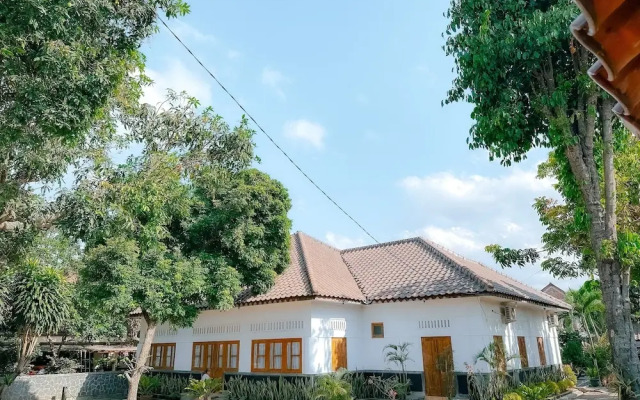 Maharani Villa Yogyakarta