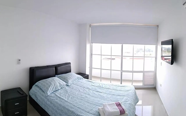 Aparta Estudios Edificio Valeria