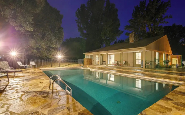 18 Mi to Dtwn Memphis: Oasis on 8 Acres!