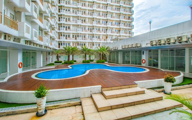Skyland Sentul Tower Apartment