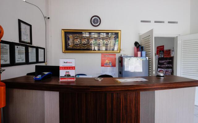 RedDoorz near Moro Mall Purwokerto