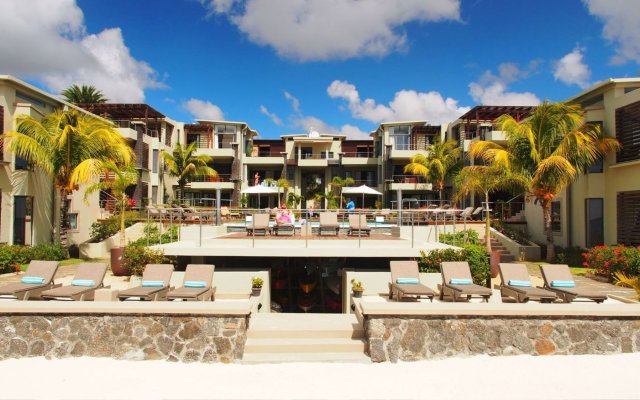 Le Cerisier Beach Apartments by Lov