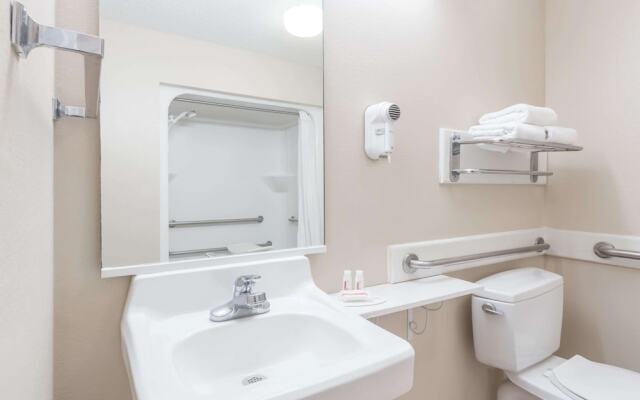 Days Inn Tifton