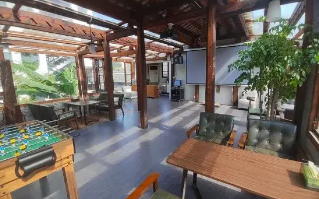Xitang Yunlaiji Riverside Art Hotel (Xitang Guzhen Store)