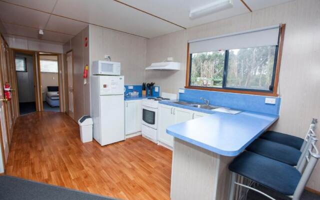 Seven Mile Beach Cabin and Caravan Park