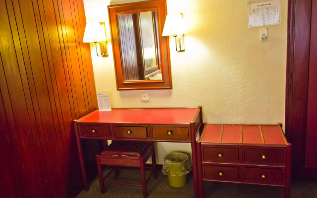 Hotel Fortuna (Closed)