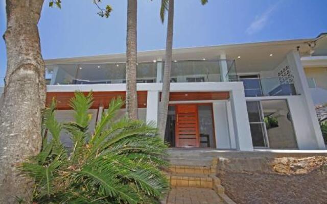 32 Barra Crescent, Coolum Beach. Bond 500, FOXTEL, WIFI, Linen Supplied