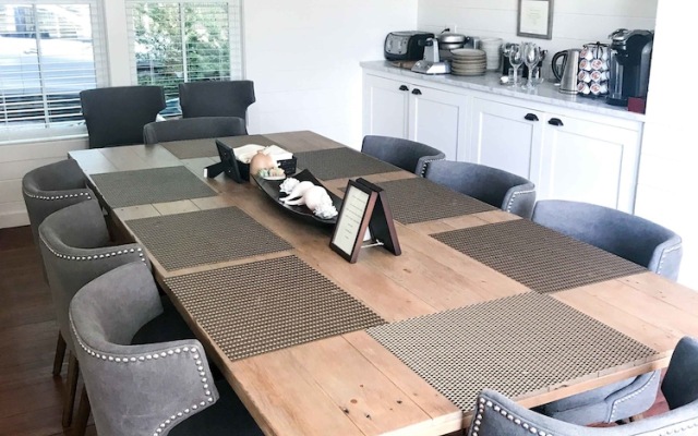 Shinn Estate Vineyards and Farmhouse